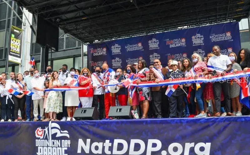 全球最受欢迎的体育赛事：足球、篮球和网球全景